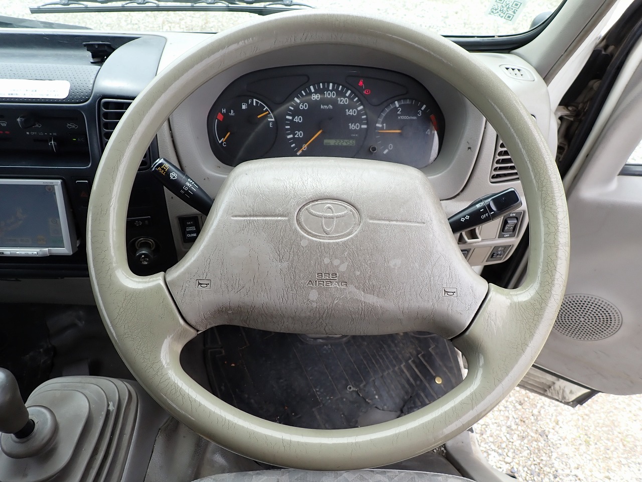 TOYOTA Dyna Truck