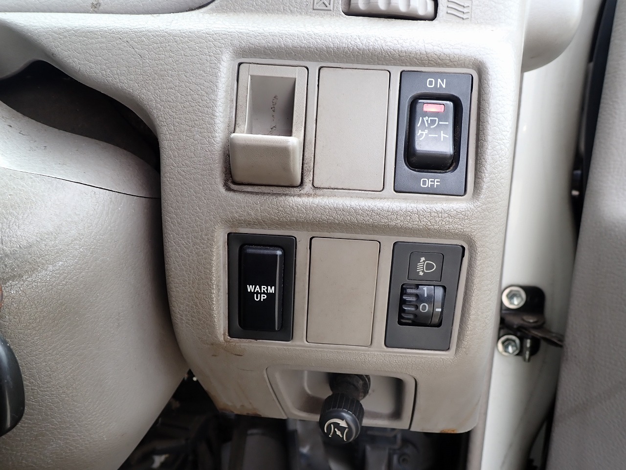 TOYOTA Dyna Truck