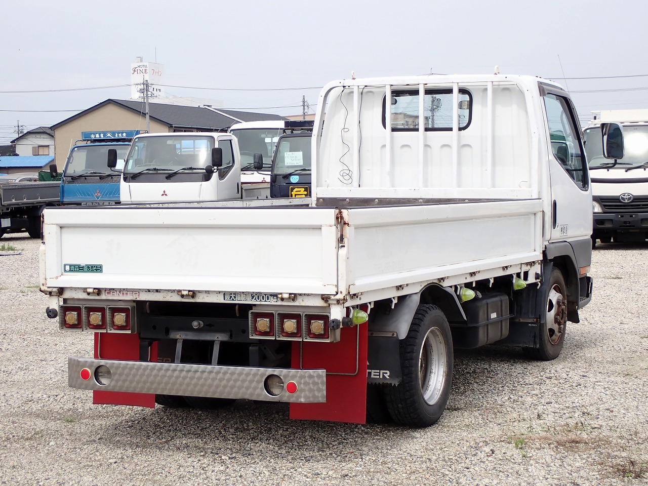 MITSUBISHI Canter