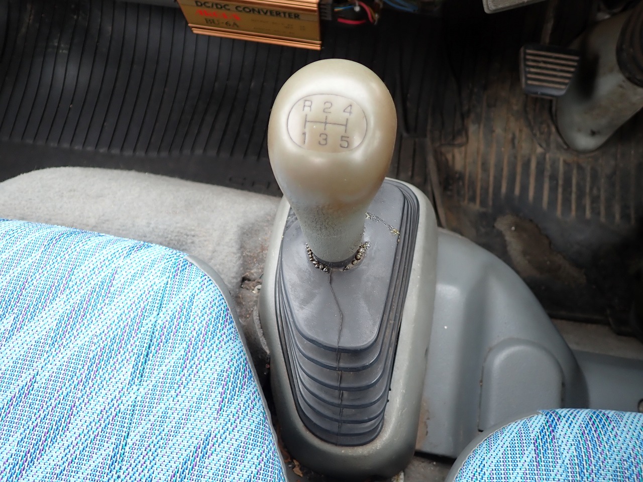 MITSUBISHI Canter
