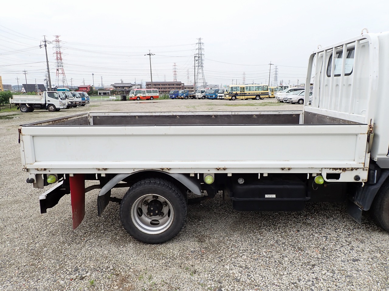 MITSUBISHI Canter