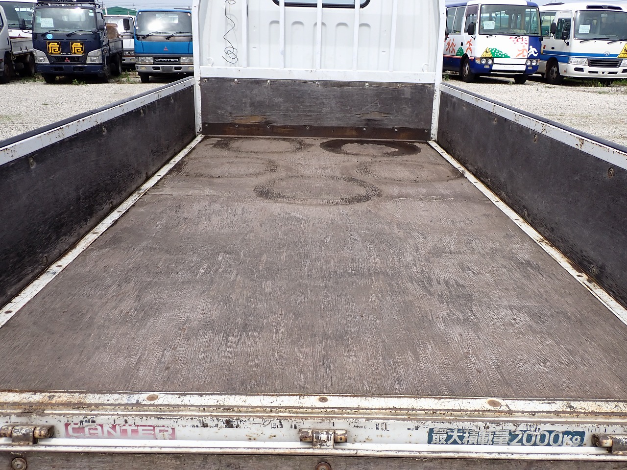 MITSUBISHI Canter