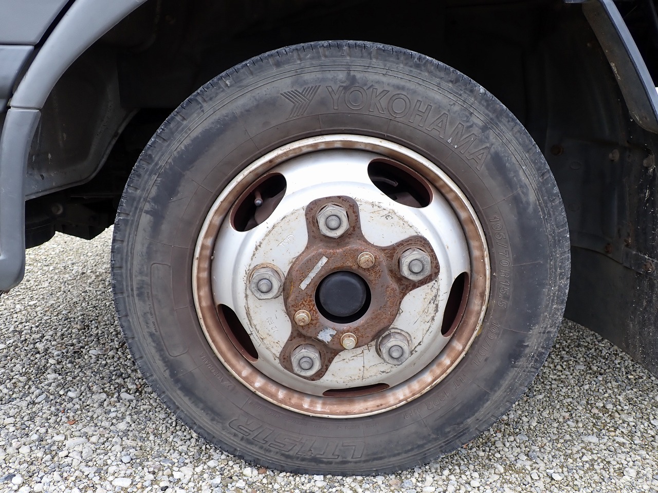 MITSUBISHI Canter
