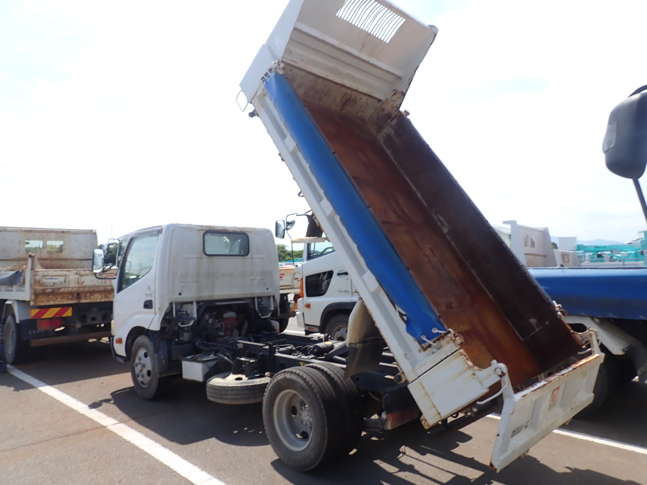 HINO Dutro