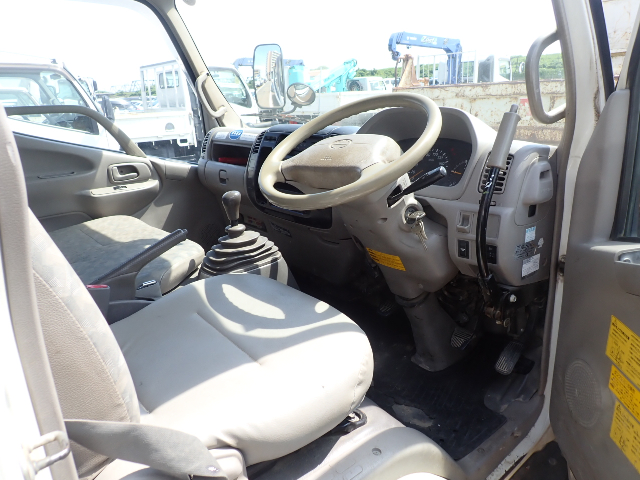 HINO Dutro