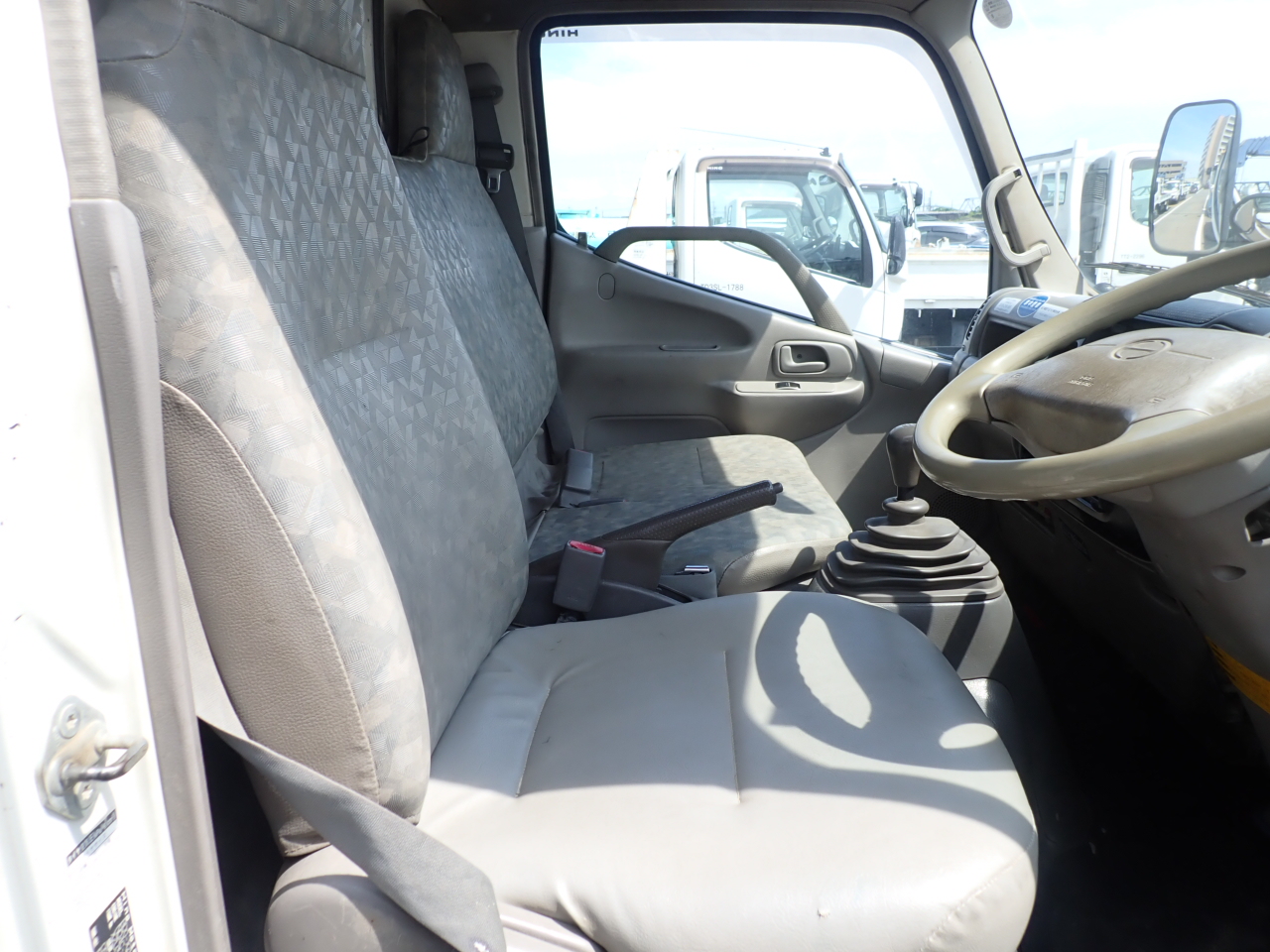 HINO Dutro