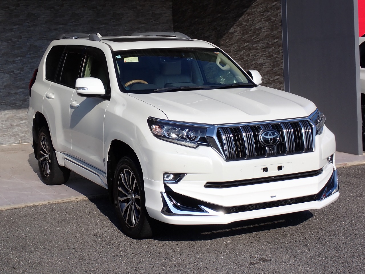 TOYOTA Land Cruiser Prado