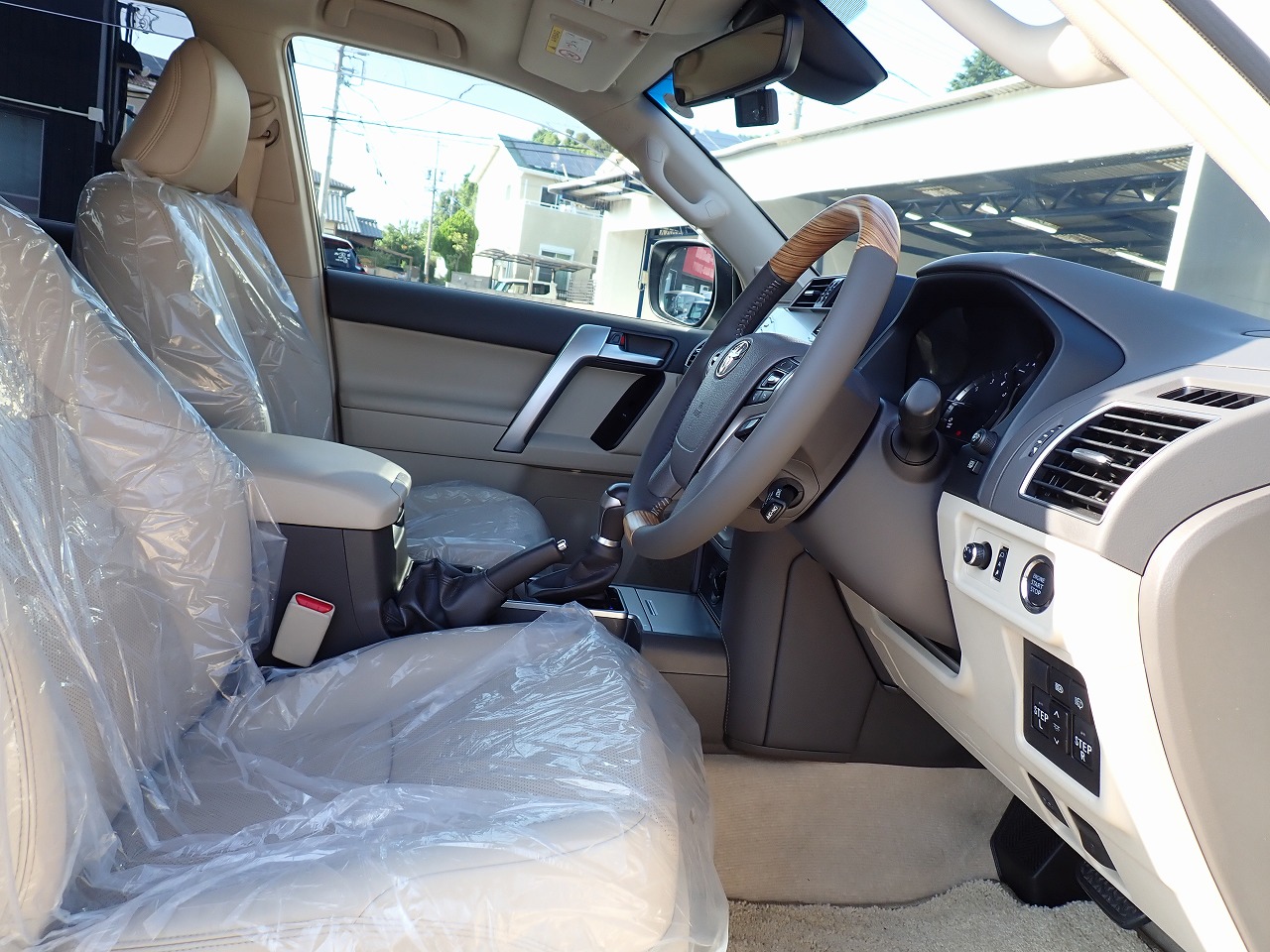 TOYOTA Land Cruiser Prado