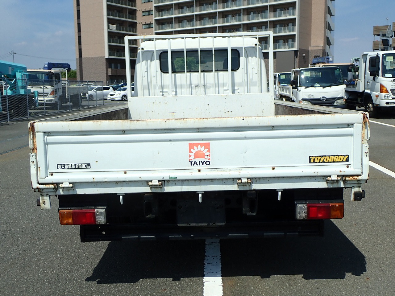 HINO Dutro
