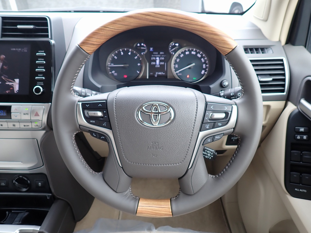 TOYOTA Land Cruiser Prado
