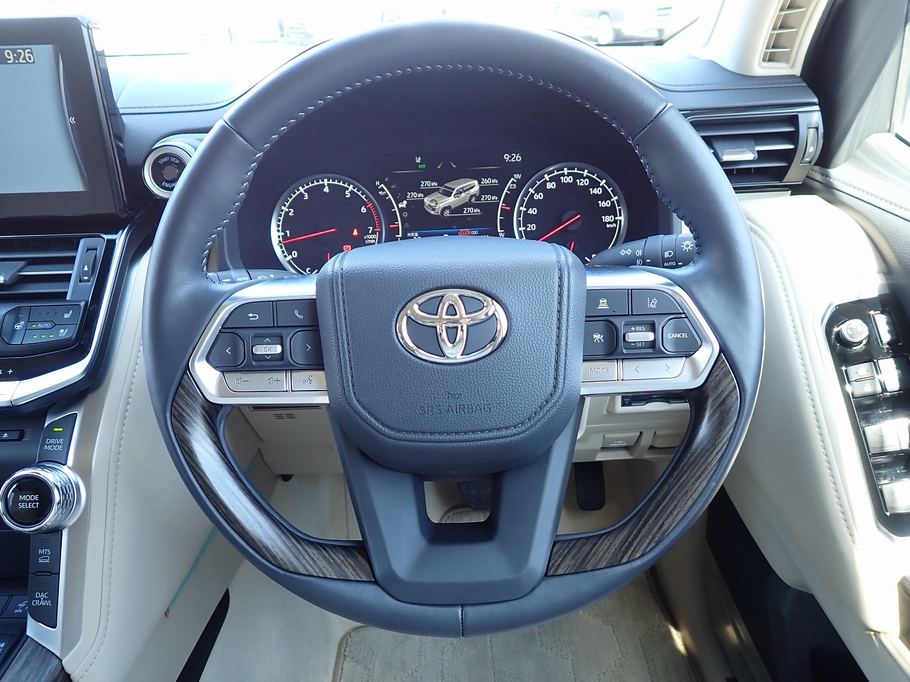 TOYOTA Land Cruiser