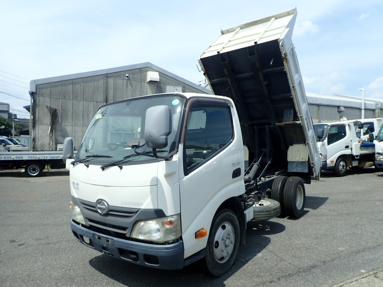 HINO Dutro