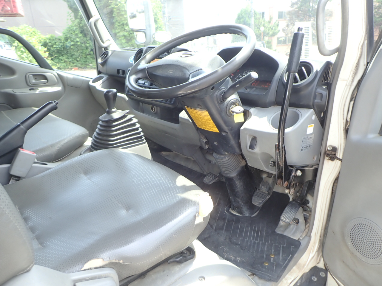 HINO Dutro