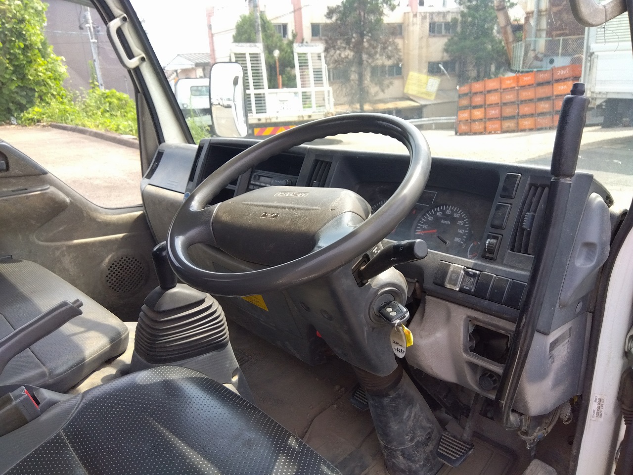 ISUZU Elf Truck