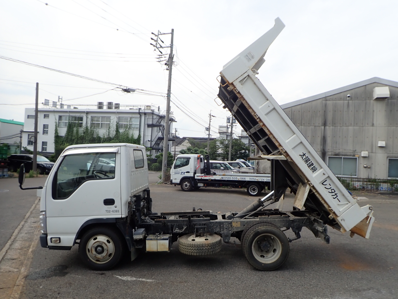 ISUZU Elf Truck