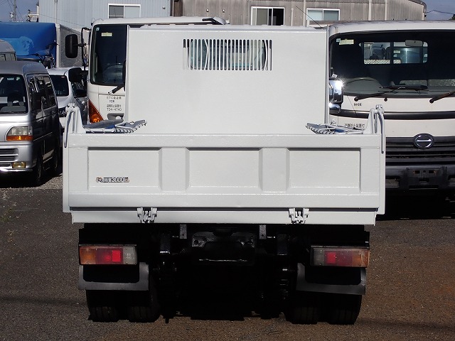 HINO Dutro
