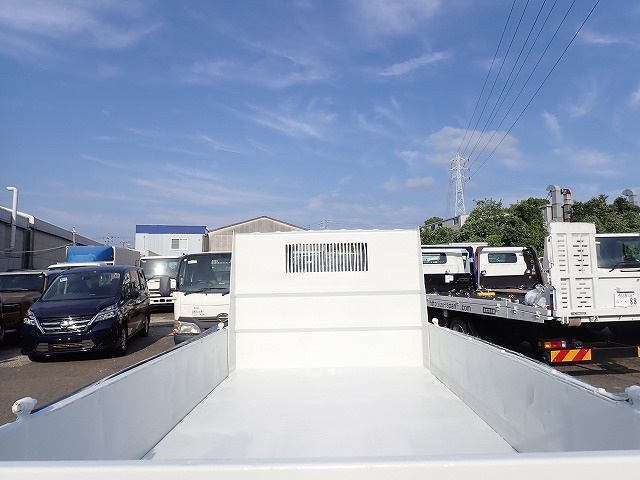 ISUZU Elf Truck