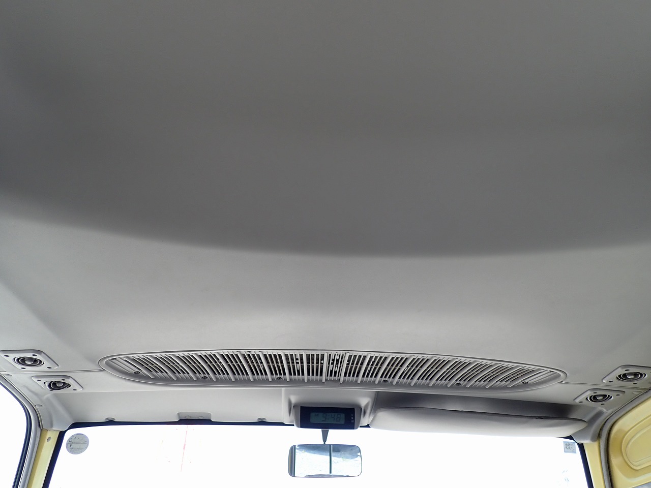 TOYOTA Coaster