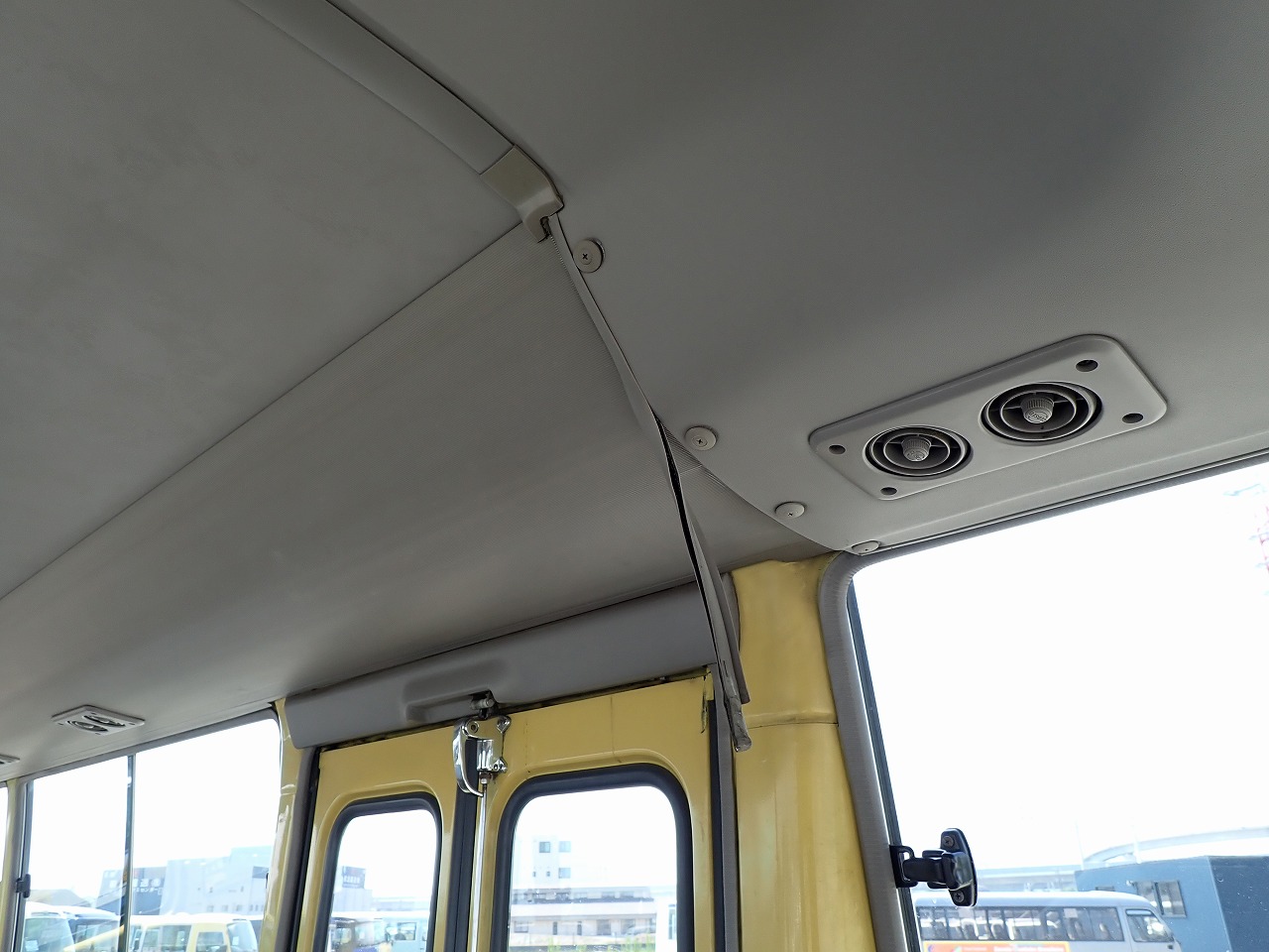 TOYOTA Coaster