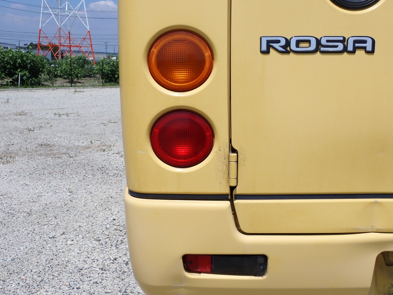 MITSUBISHI Rosa