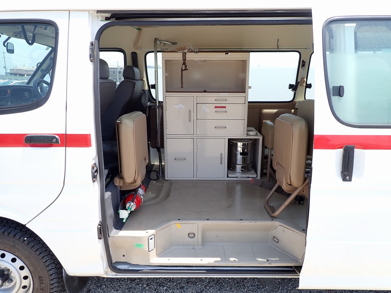 TOYOTA Hiace Van