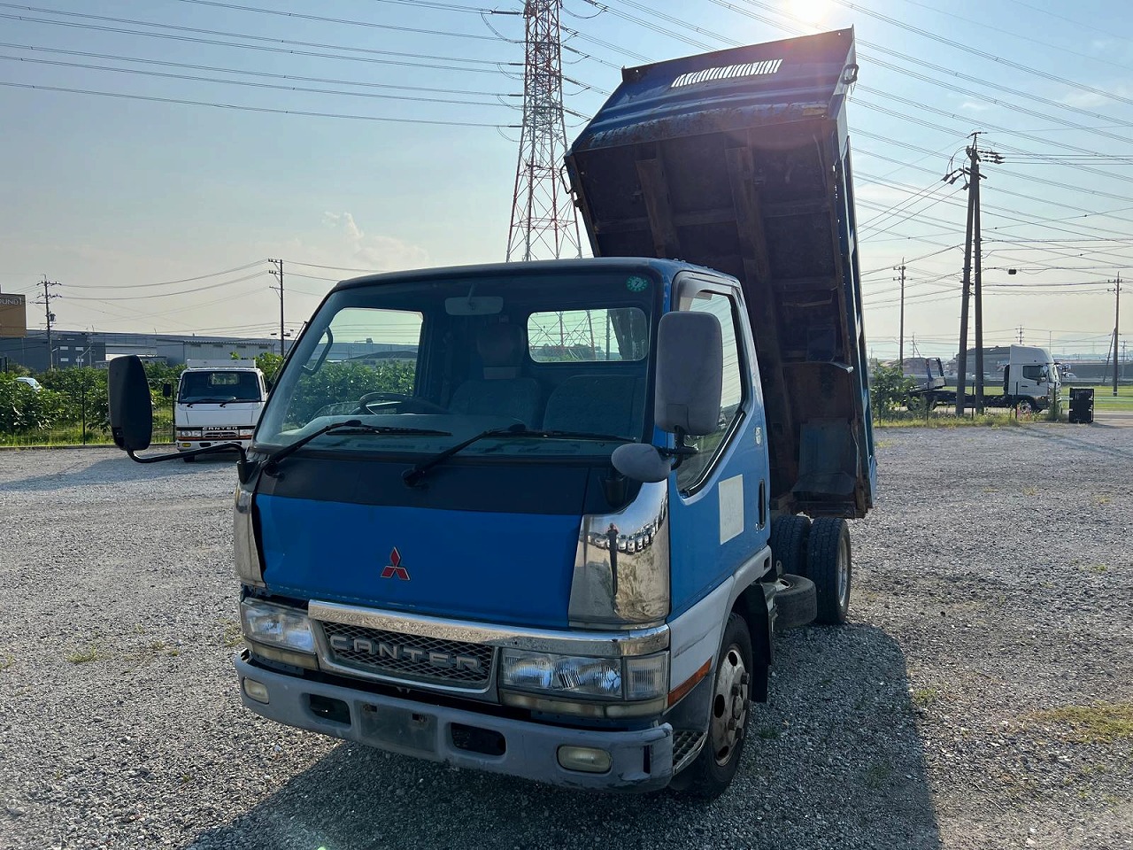 MITSUBISHI Canter