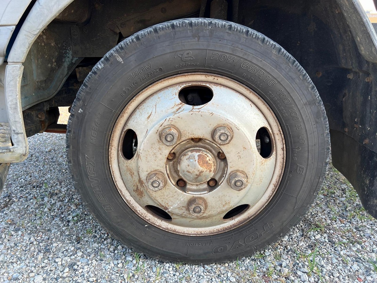 MITSUBISHI Canter
