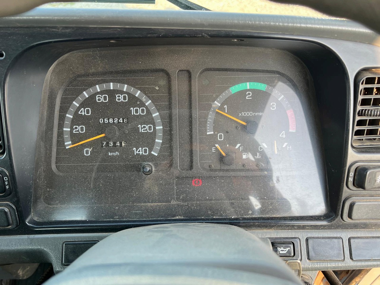 MITSUBISHI Canter