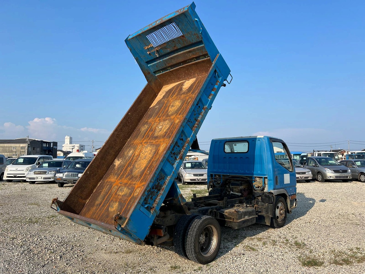 MITSUBISHI Canter