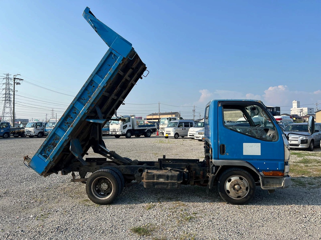 MITSUBISHI Canter