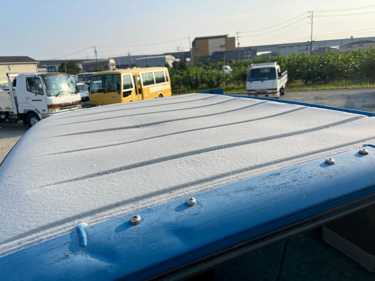 MITSUBISHI Canter