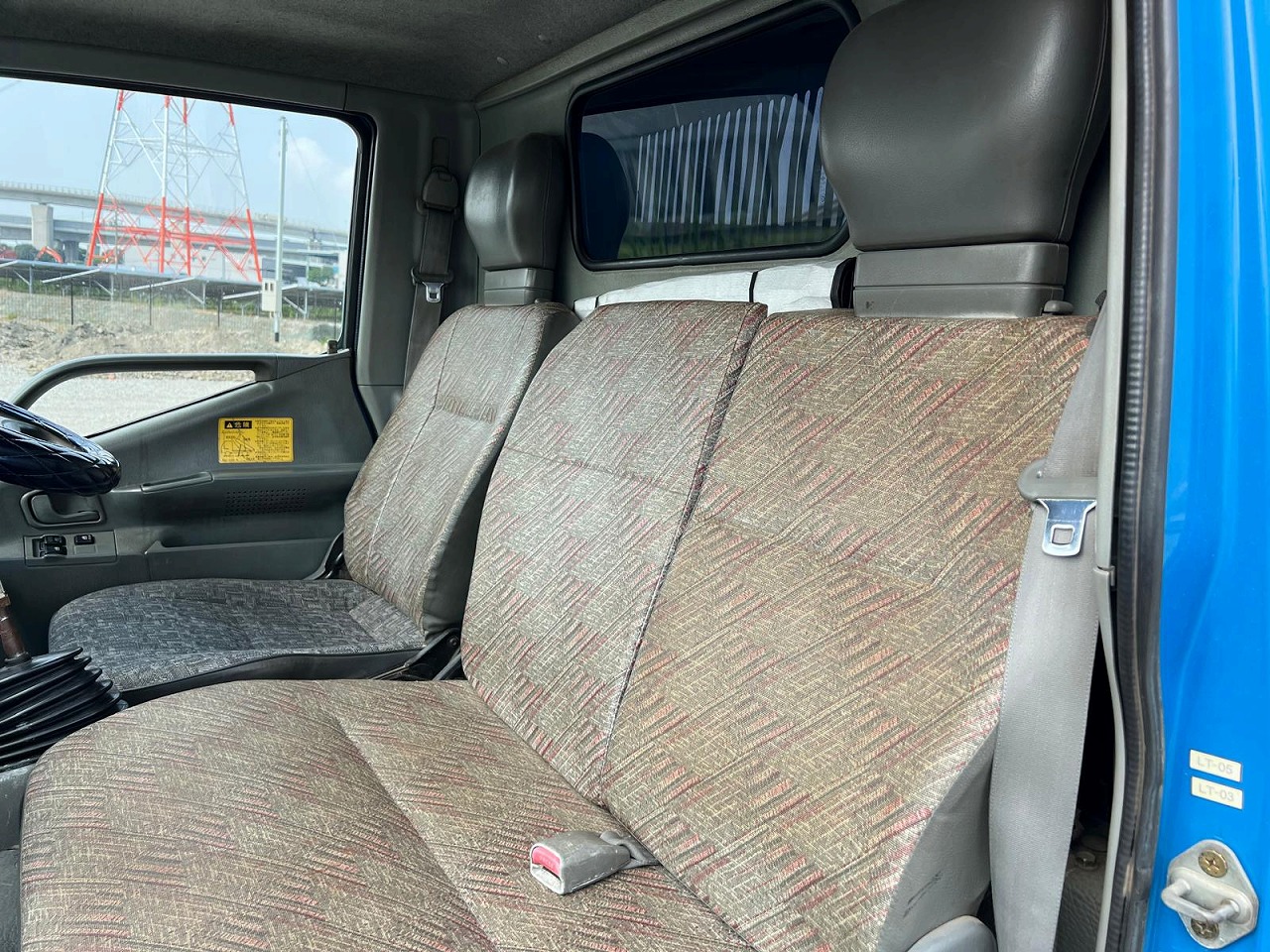 MITSUBISHI Canter