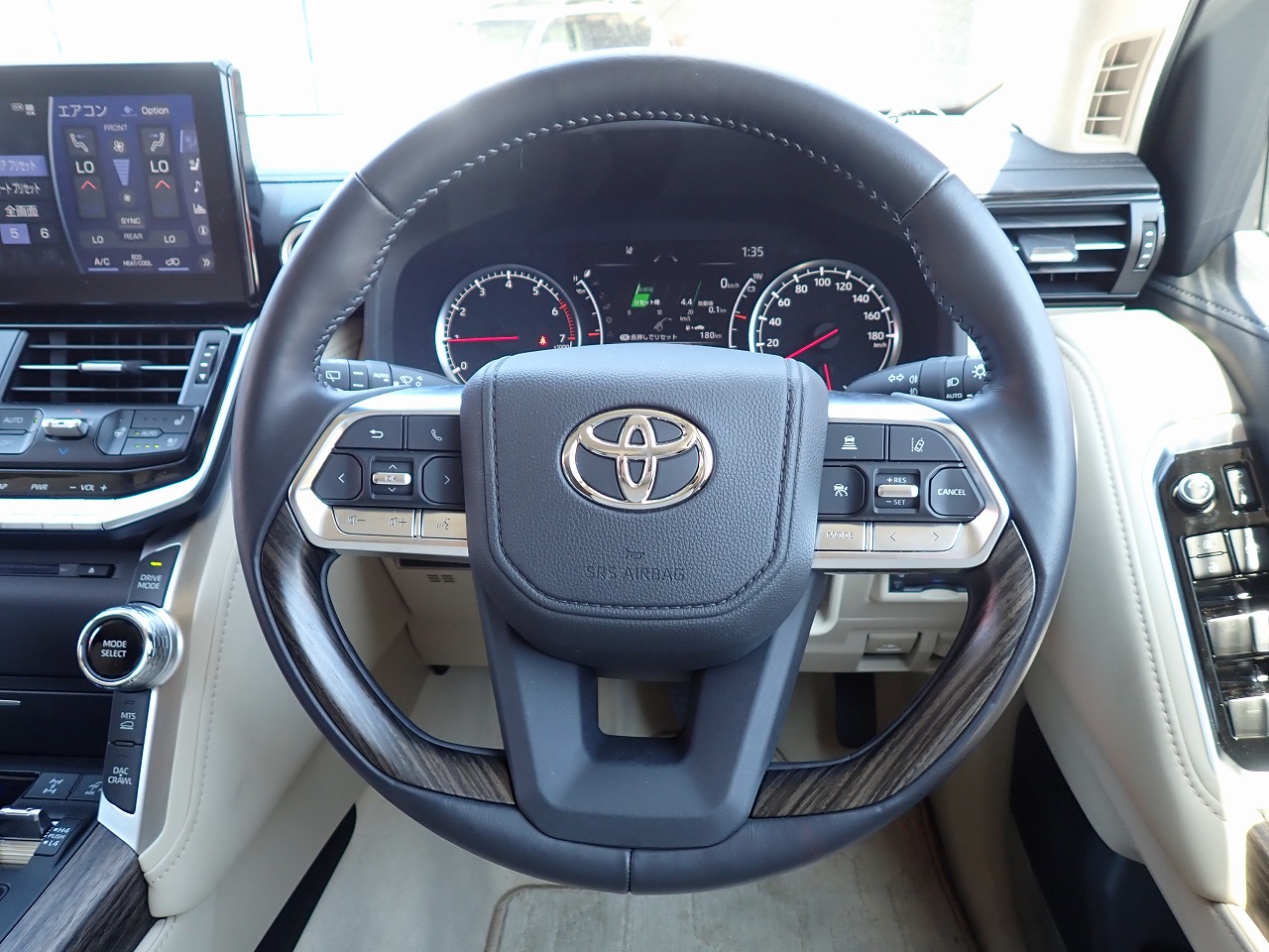 TOYOTA Land Cruiser