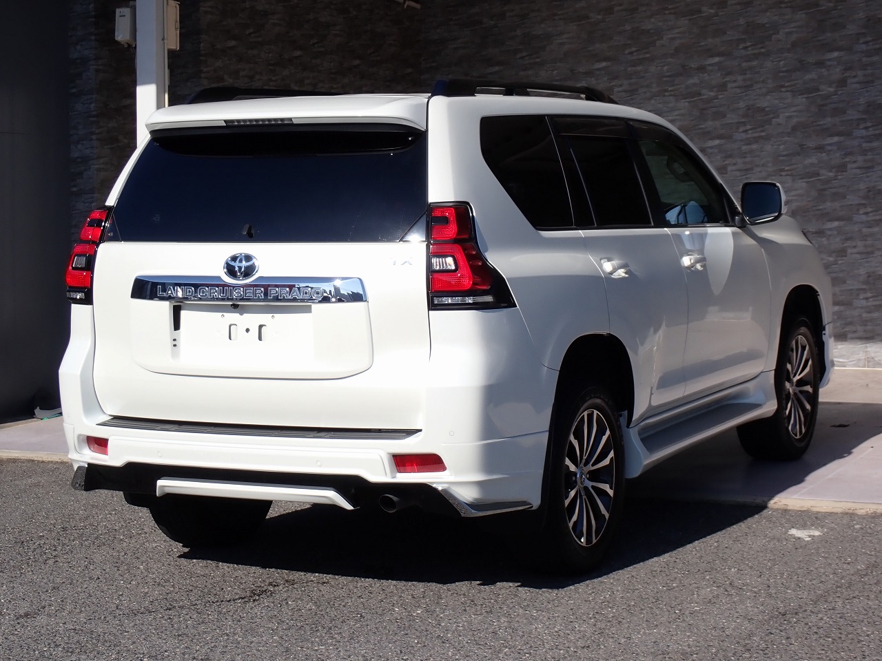 TOYOTA Land Cruiser Prado