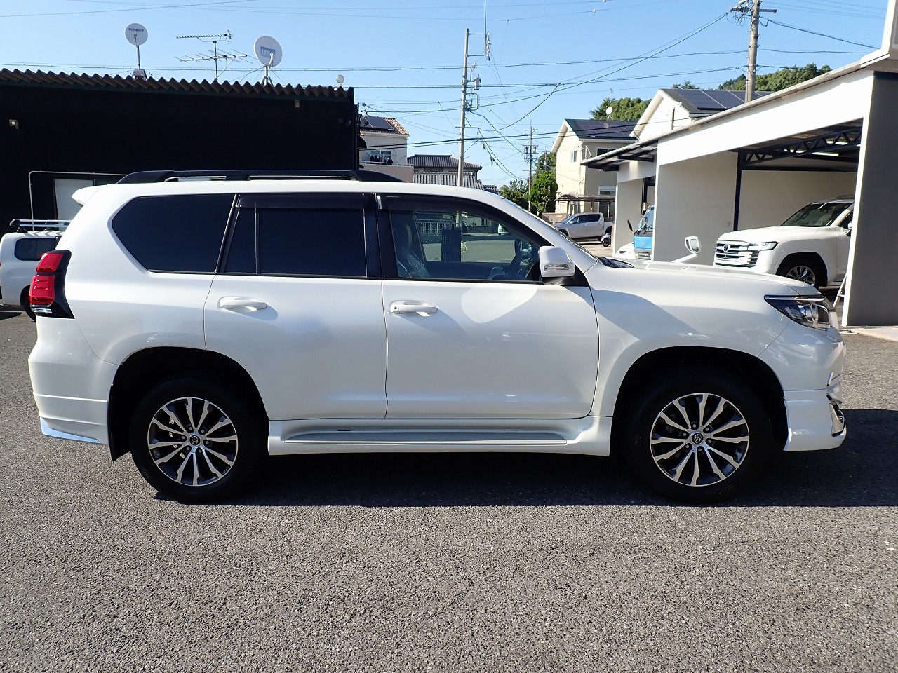 TOYOTA Land Cruiser Prado