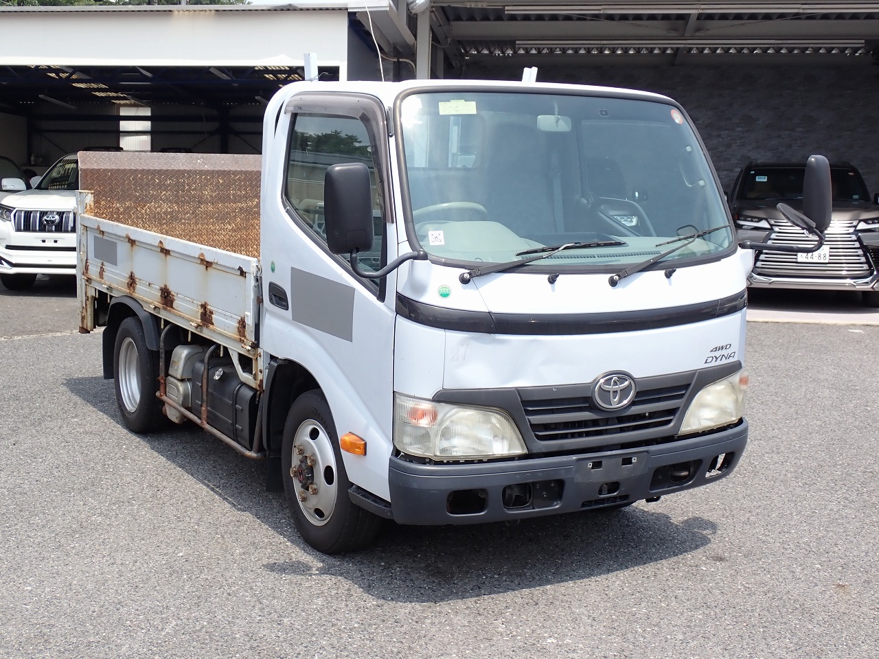 TOYOTA Dyna Truck