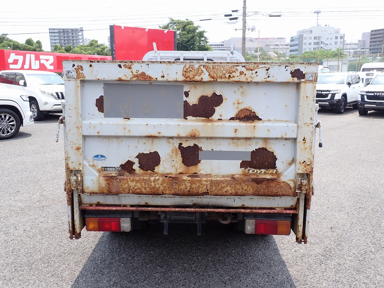 TOYOTA Dyna Truck