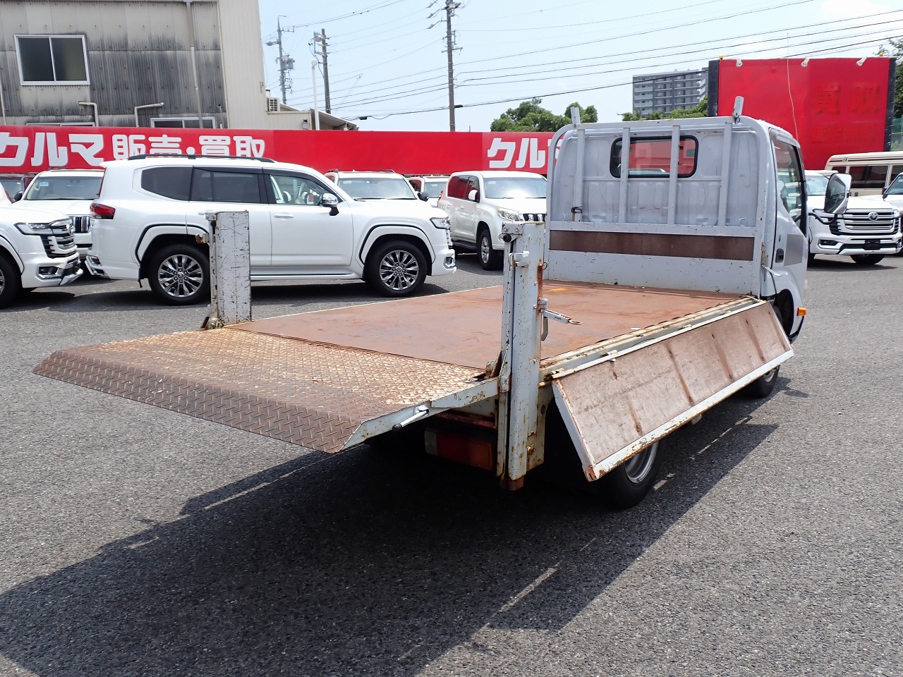 TOYOTA Dyna Truck