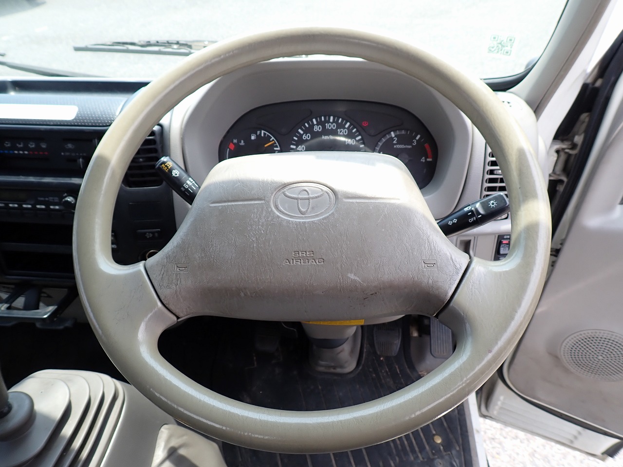 TOYOTA Dyna Truck