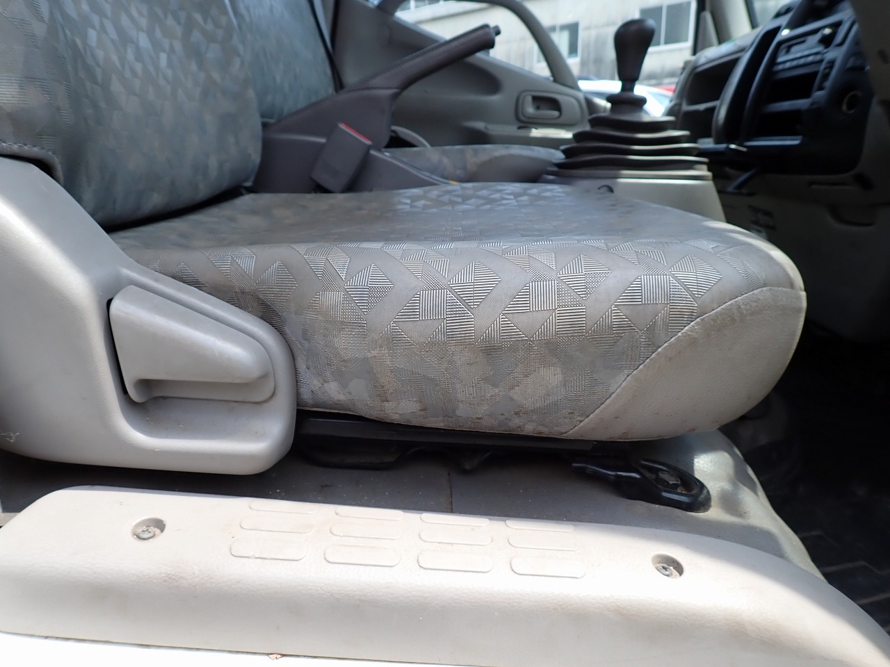 TOYOTA Dyna Truck