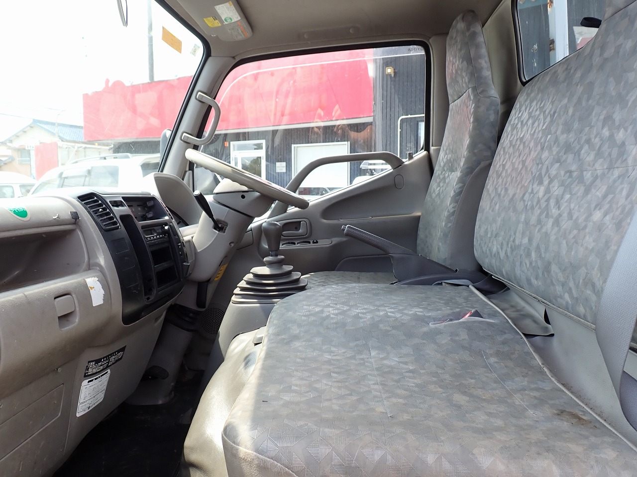 TOYOTA Dyna Truck