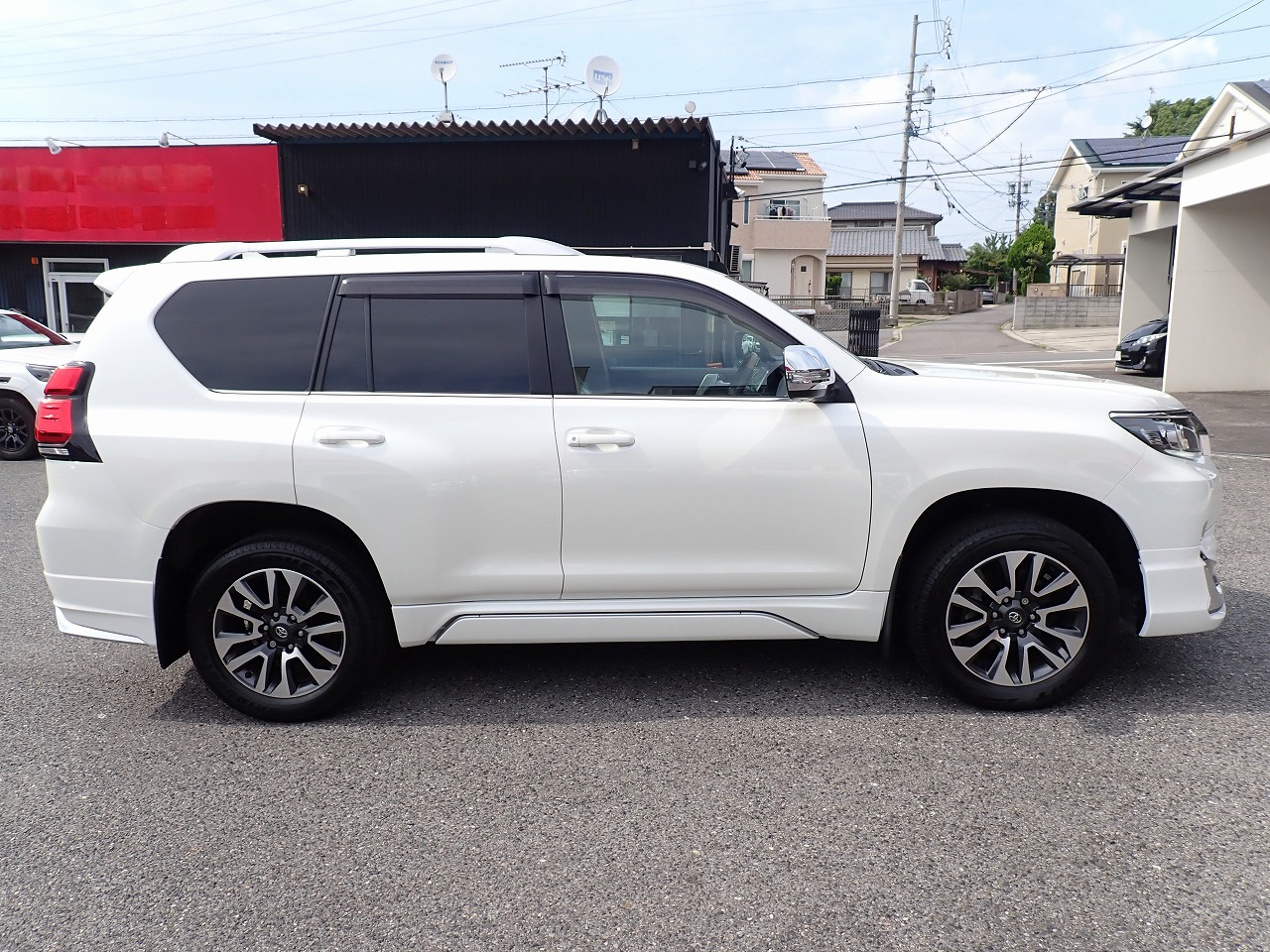 TOYOTA Land Cruiser Prado