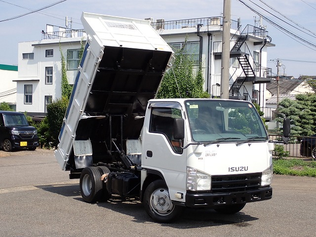 ISUZU Elf Truck