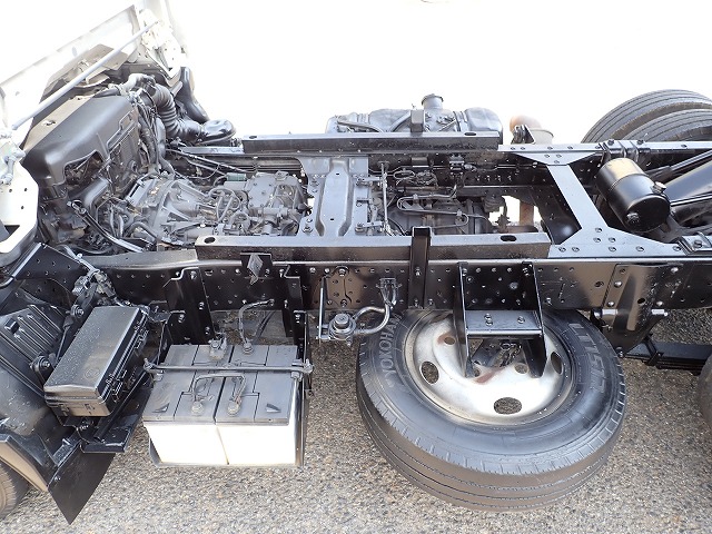 ISUZU Elf Truck