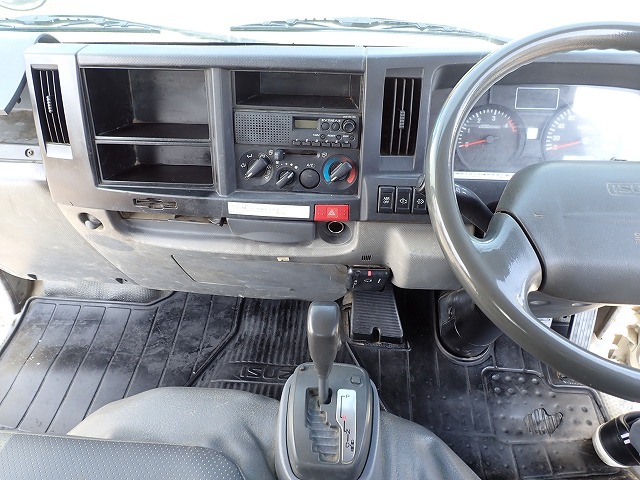 ISUZU Elf Truck