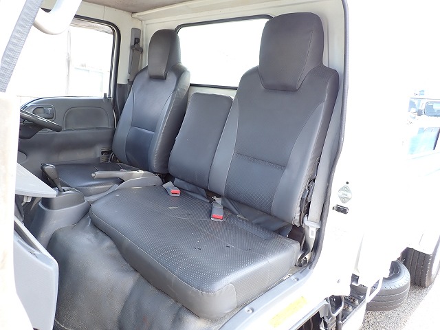 ISUZU Elf Truck