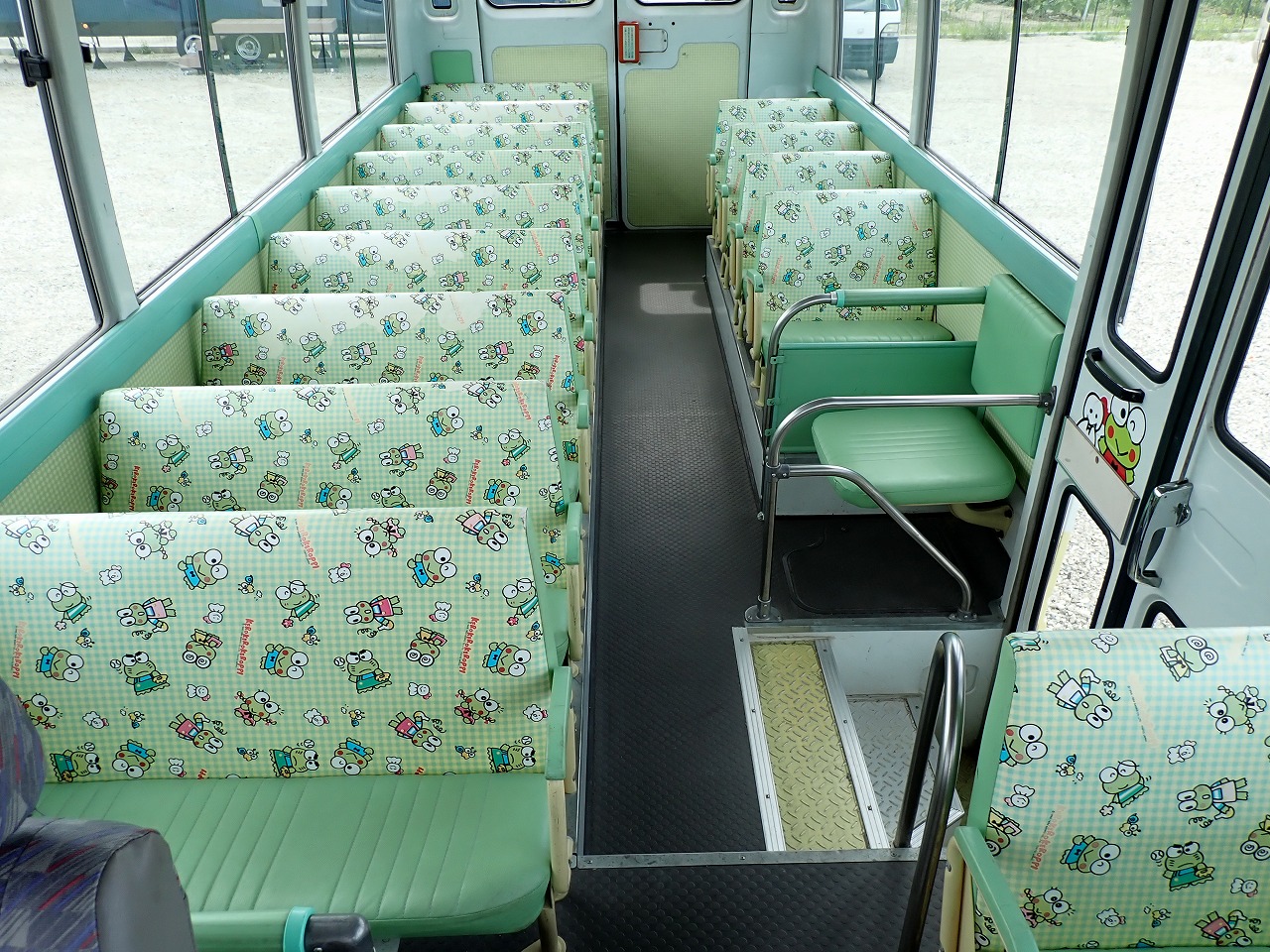 NISSAN Civilian Bus