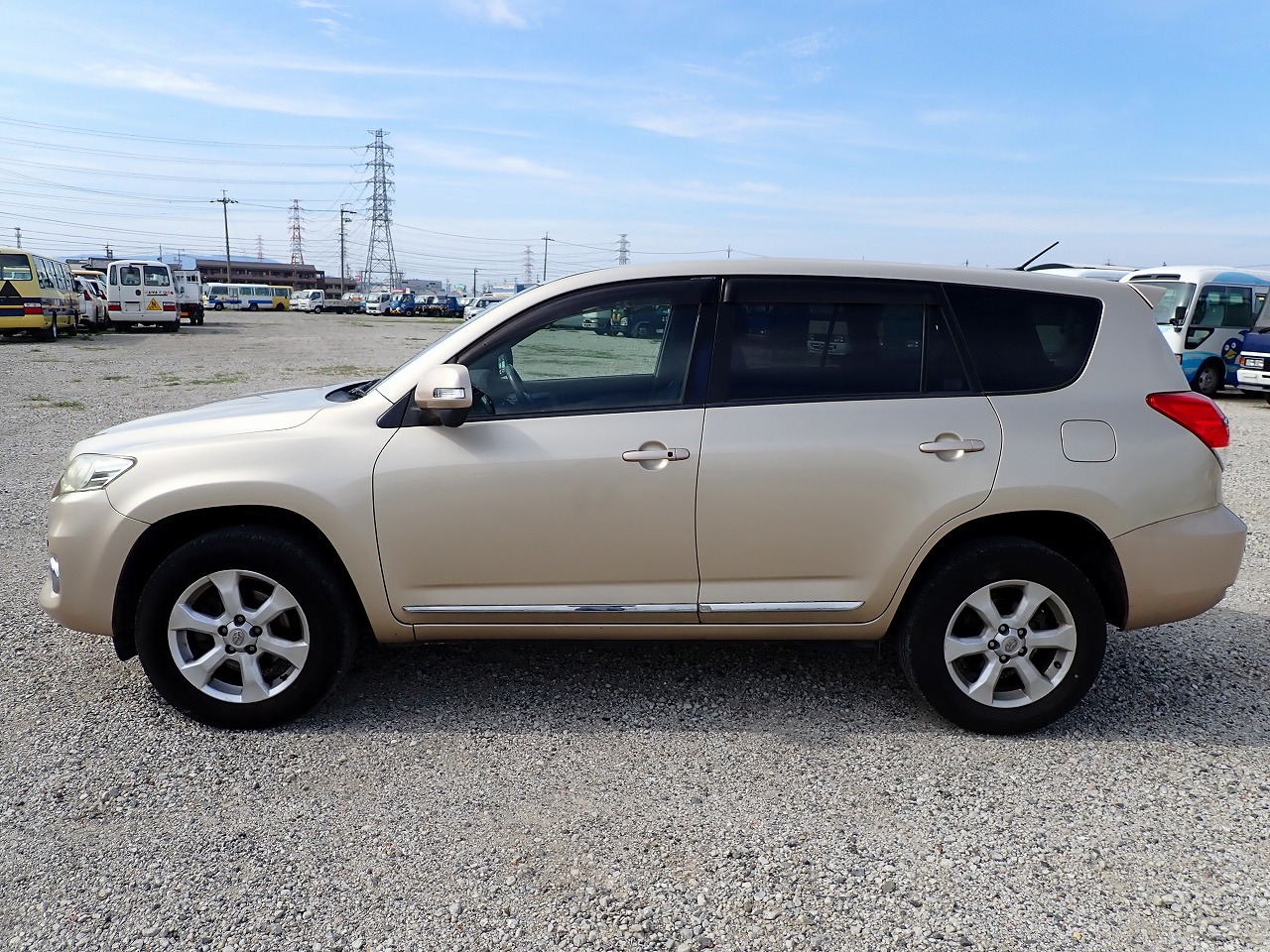 TOYOTA Vanguard