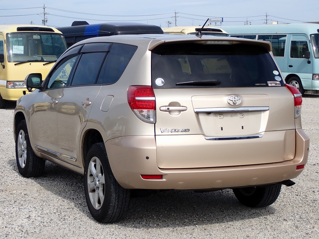 TOYOTA Vanguard