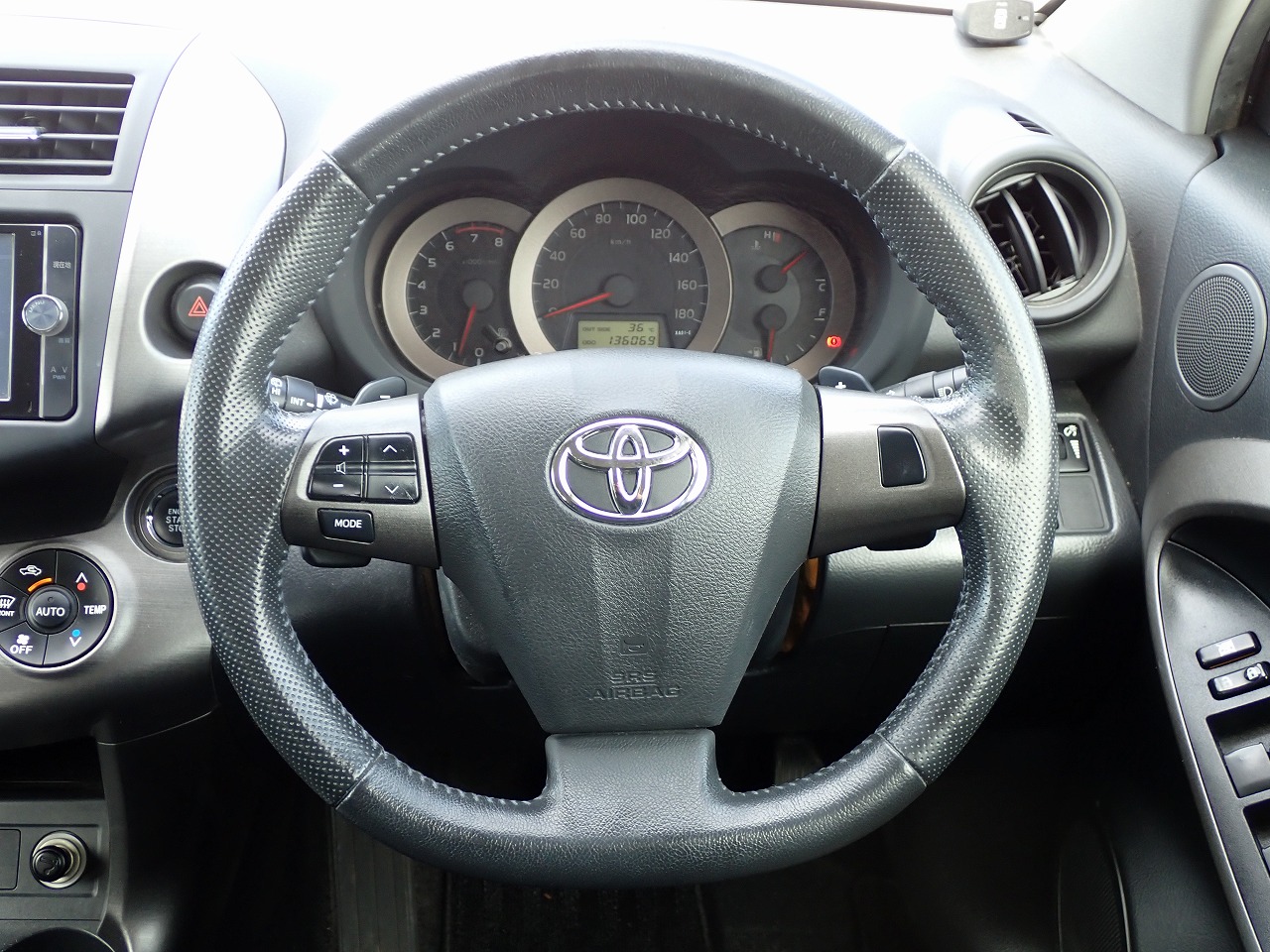TOYOTA Vanguard